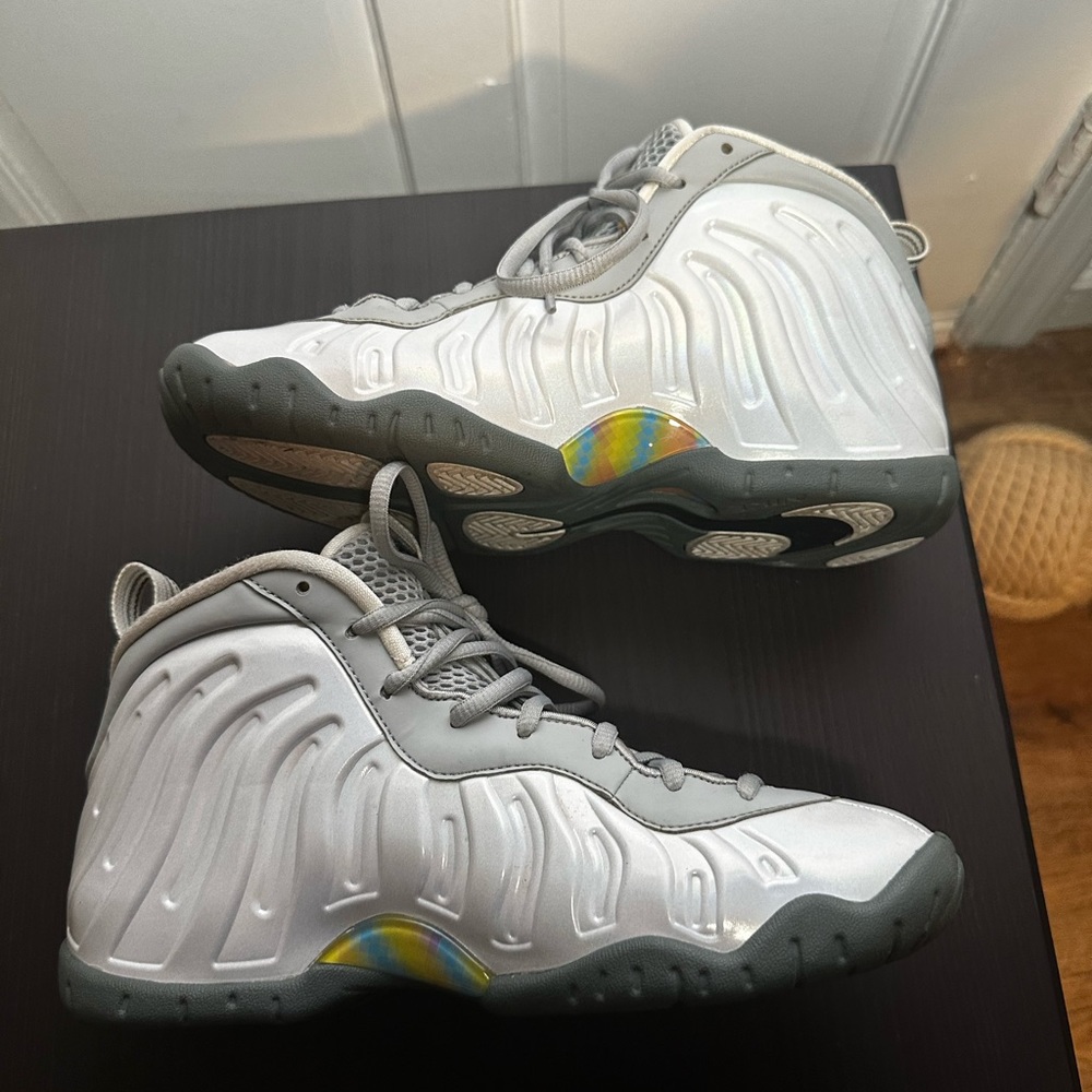 Nike 6Y Grey Little Posite One KSA Basketball sneakers